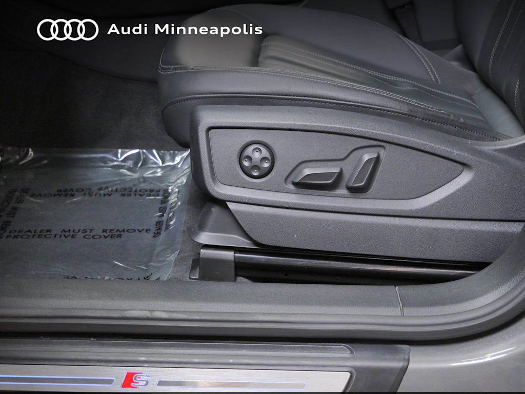 Thumbnail: 2023 Audi Q5 - 17