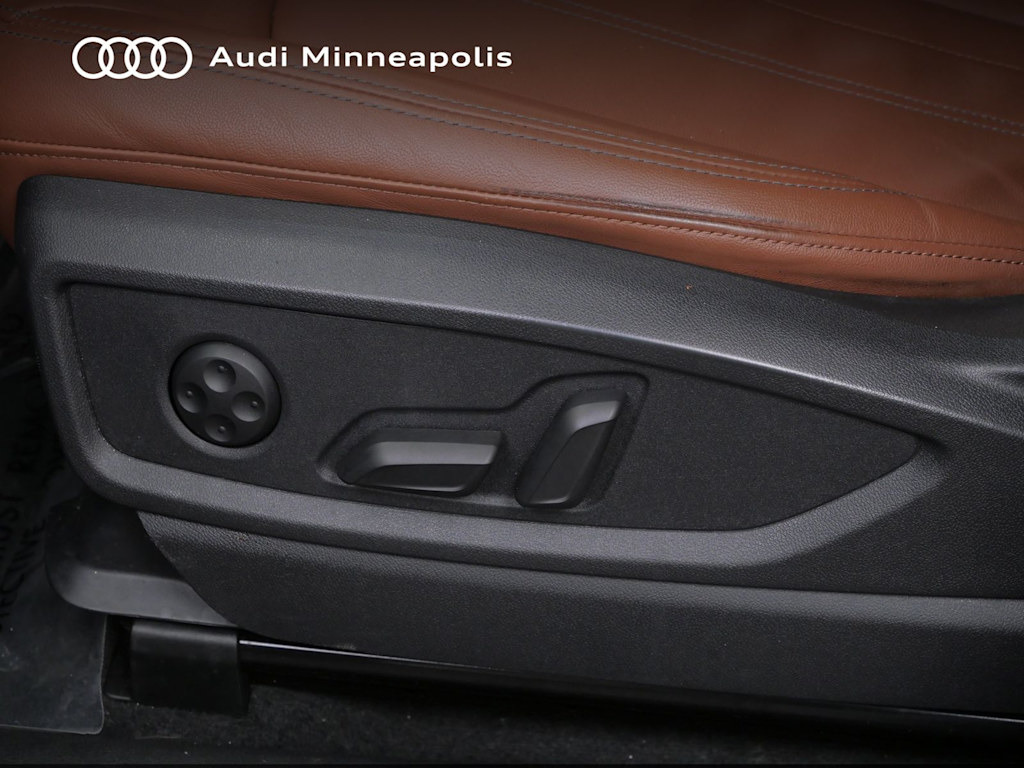 Thumbnail: 2023 Audi Q5 - 17