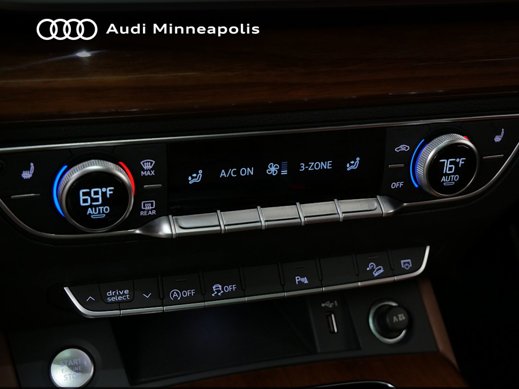 Thumbnail: 2023 Audi Q5 - 24