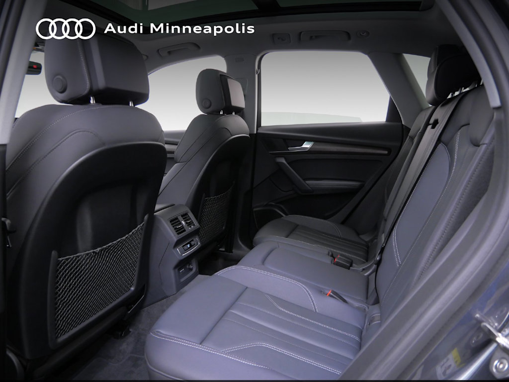 Thumbnail: 2024 Audi Q5 - 9
