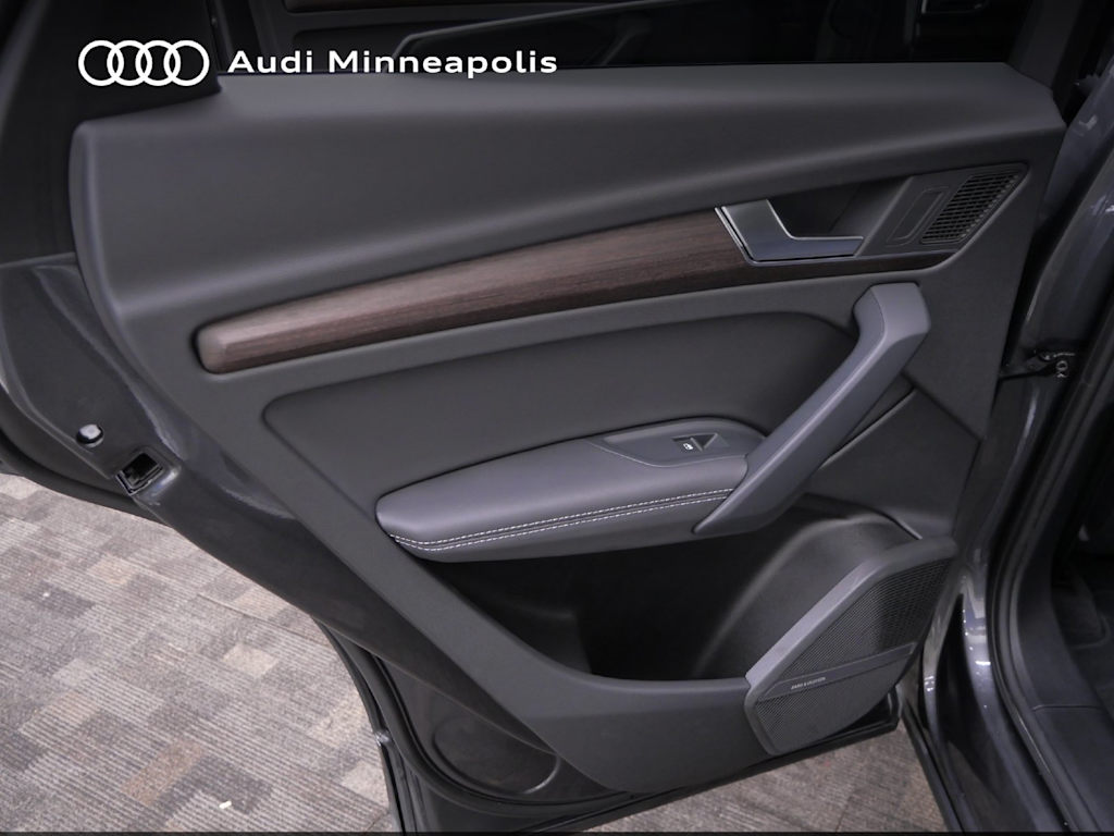Thumbnail: 2024 Audi Q5 - 18