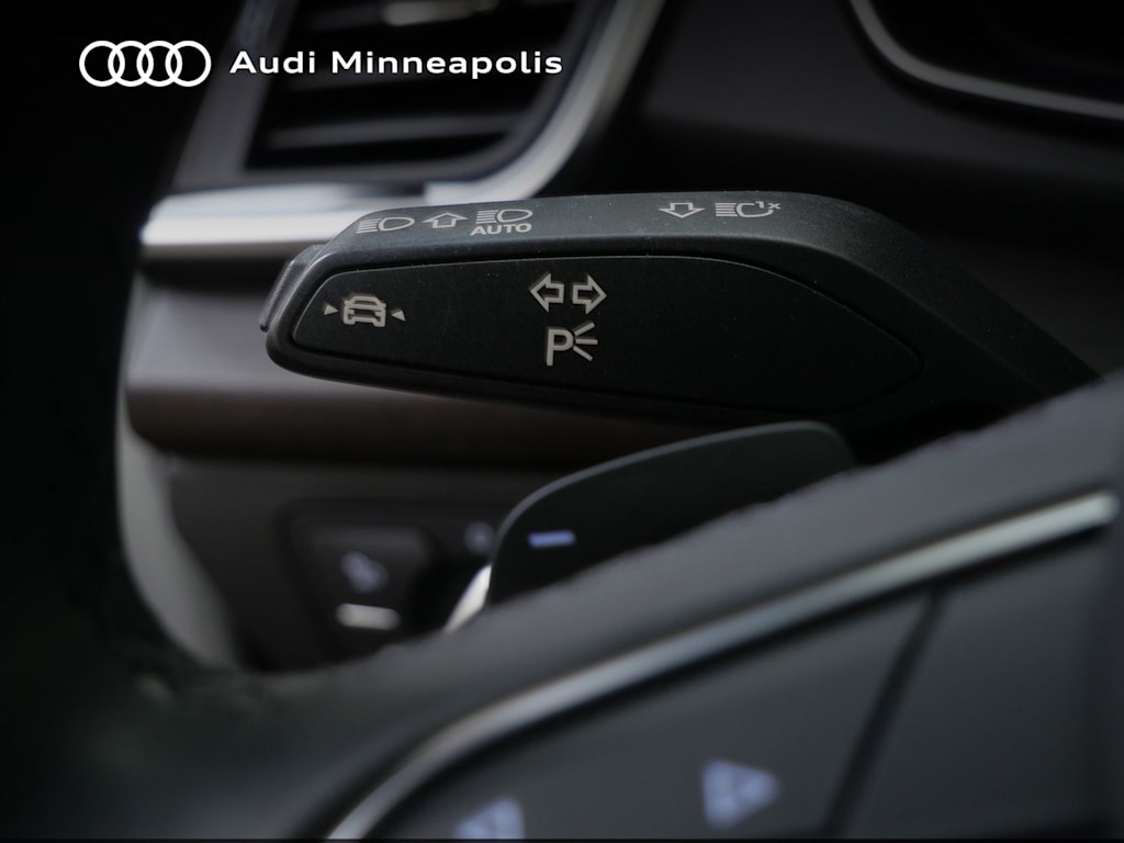 Thumbnail: 2023 Audi Q5 - 26