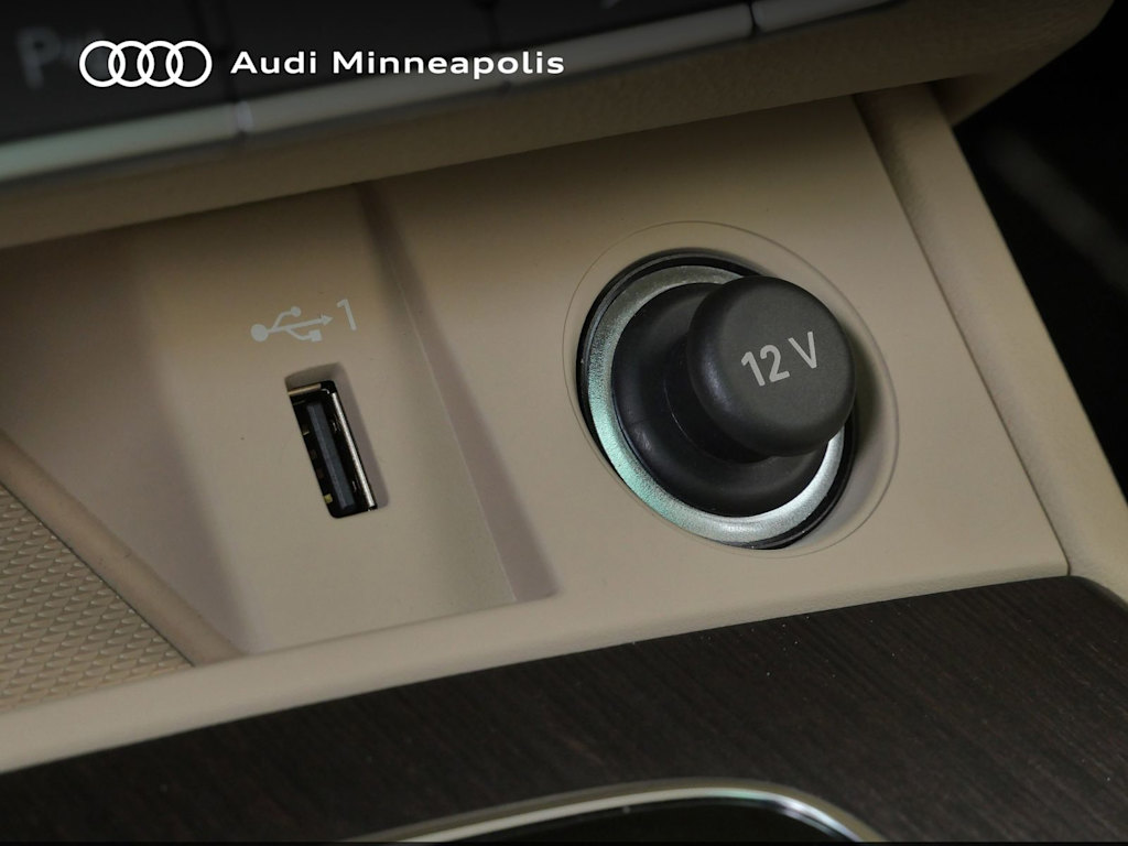 Thumbnail: 2023 Audi Q5 - 27