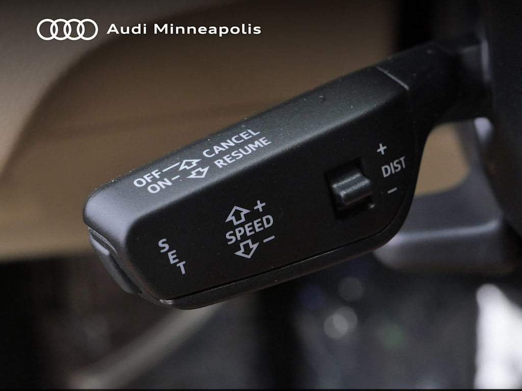 Thumbnail: 2023 Audi Q5 - 24