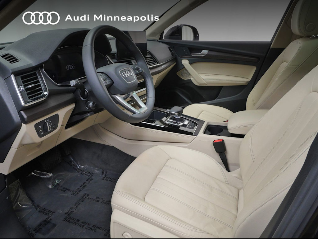 Thumbnail: 2023 Audi Q5 - 8