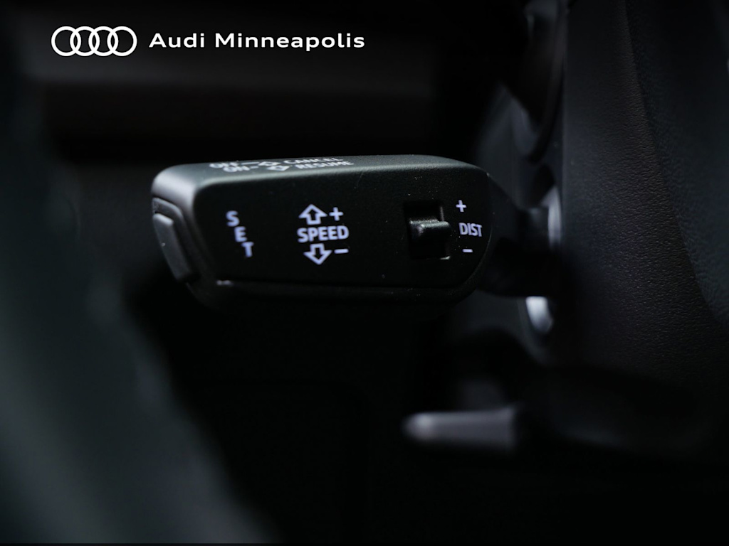 Thumbnail: 2022 Audi Q5 - 22