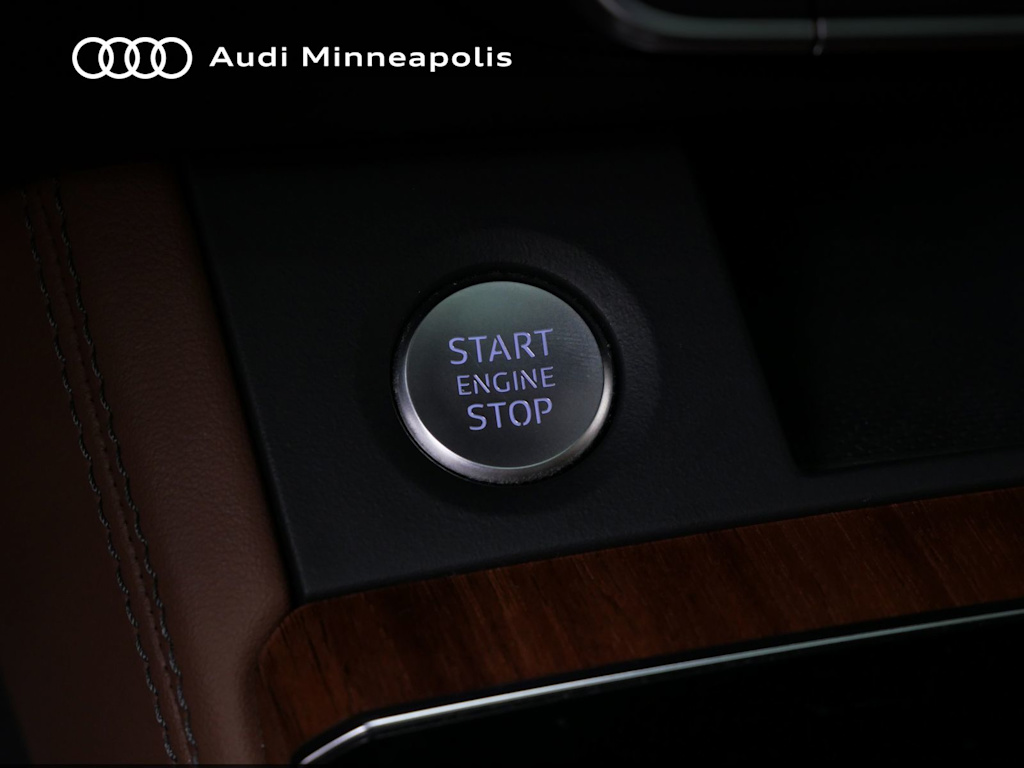 Thumbnail: 2023 Audi Q5 - 25