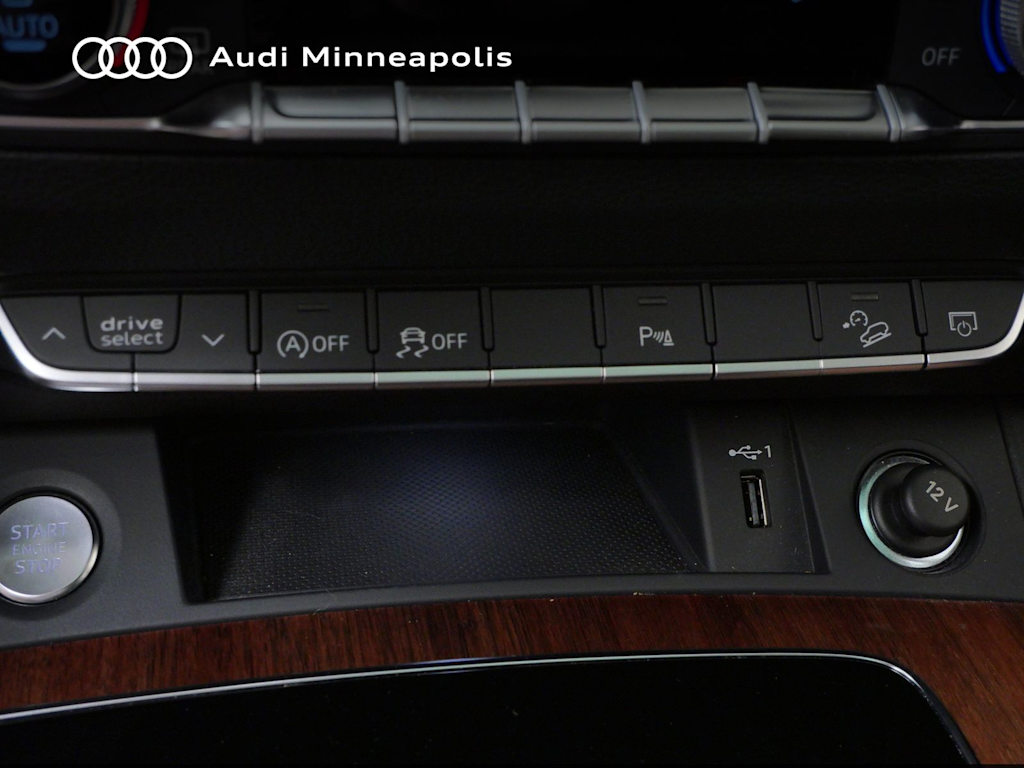 Thumbnail: 2023 Audi Q5 - 25