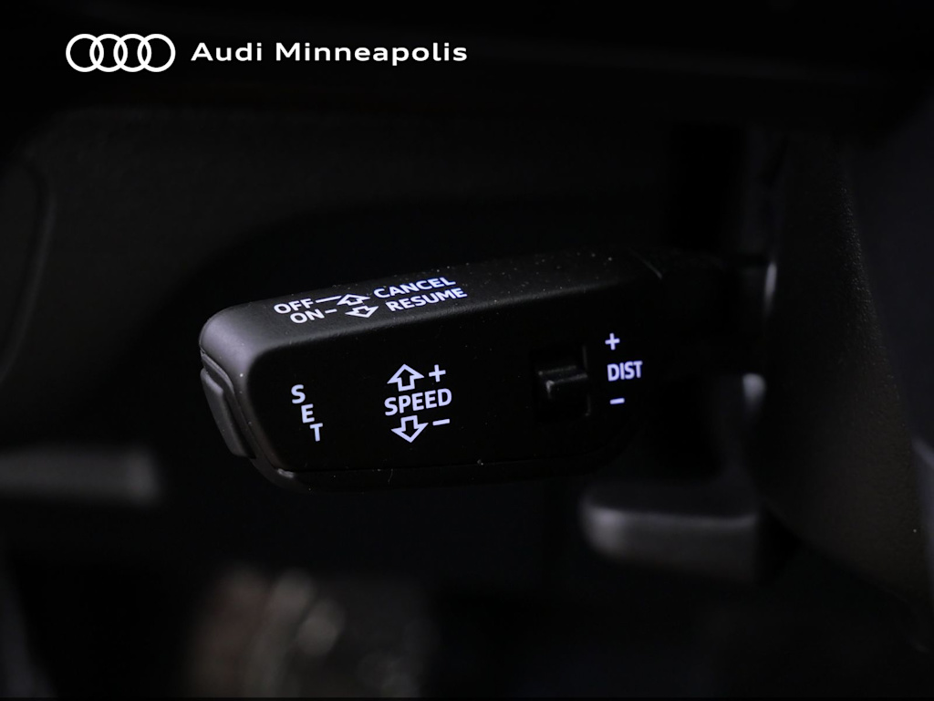 Thumbnail: 2023 Audi Q5 - 23
