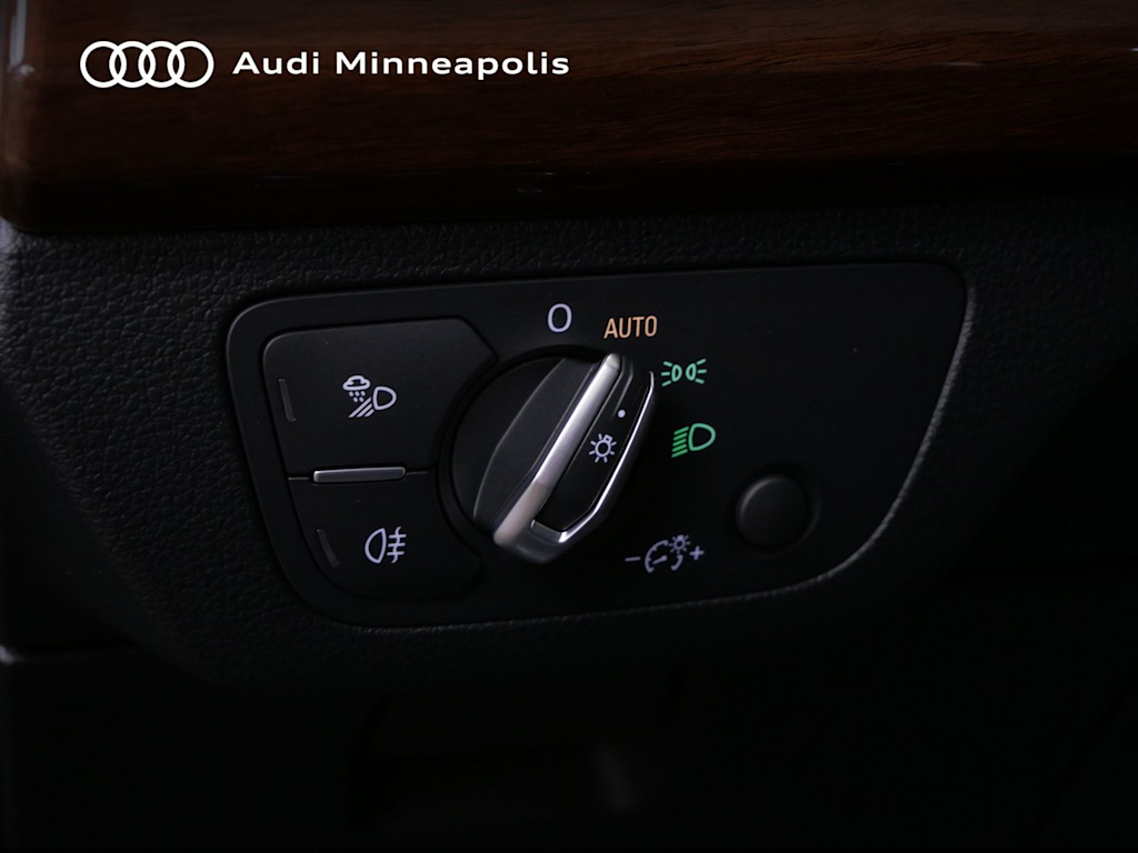 Thumbnail: 2023 Audi Q5 - 21