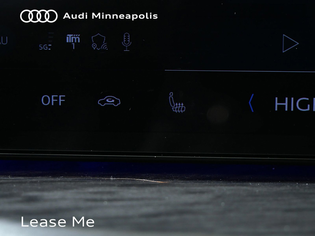 Thumbnail: 2025 Audi Q5 - 10