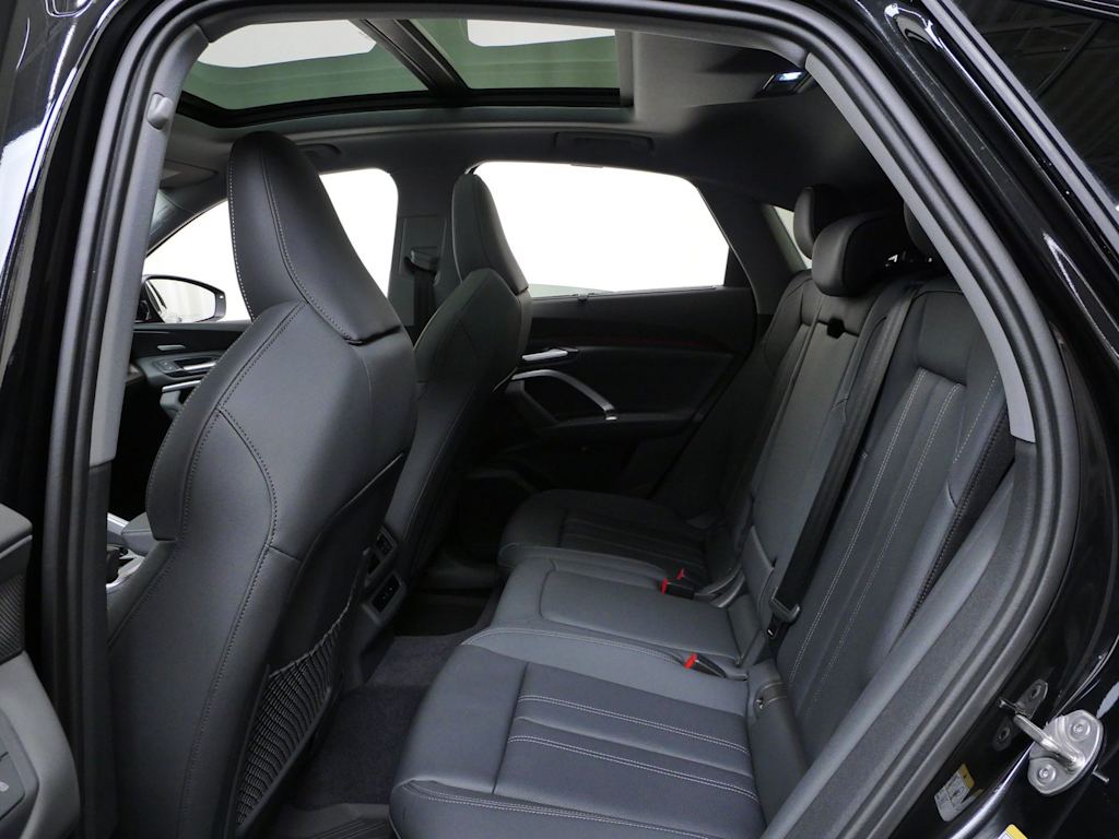 Thumbnail: 2026 Audi Q5 - 7