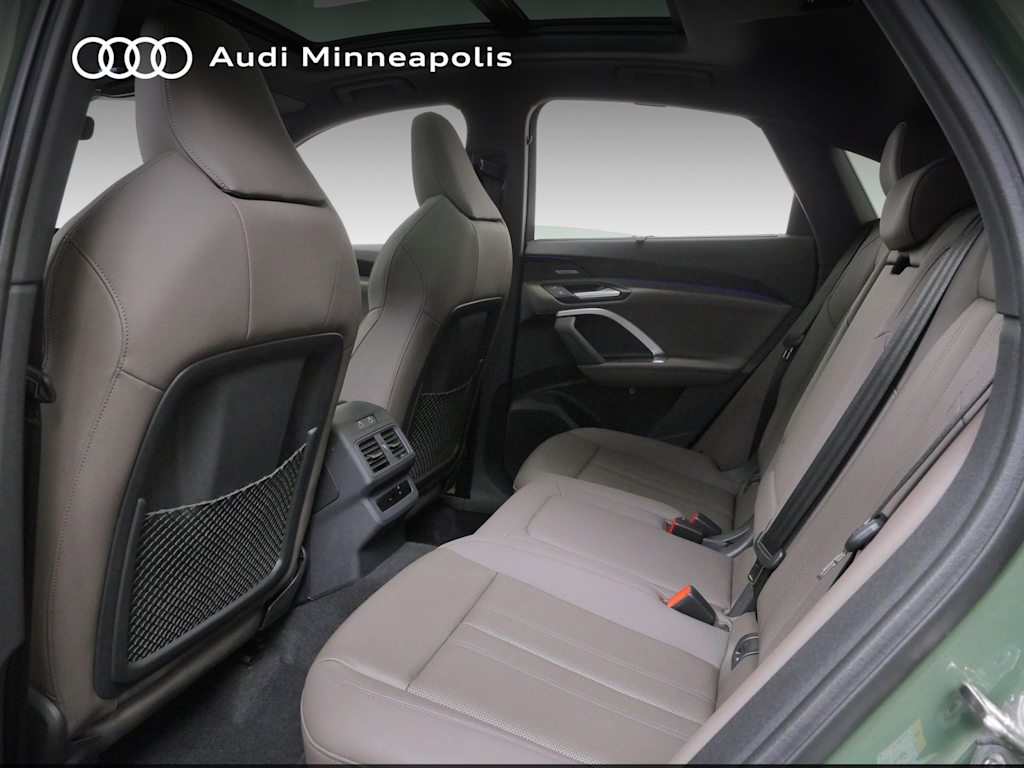 Thumbnail: 2025 Audi Q5 - 8
