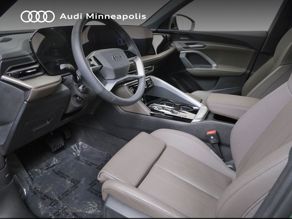 Thumbnail: 2025 Audi Q5 - 7