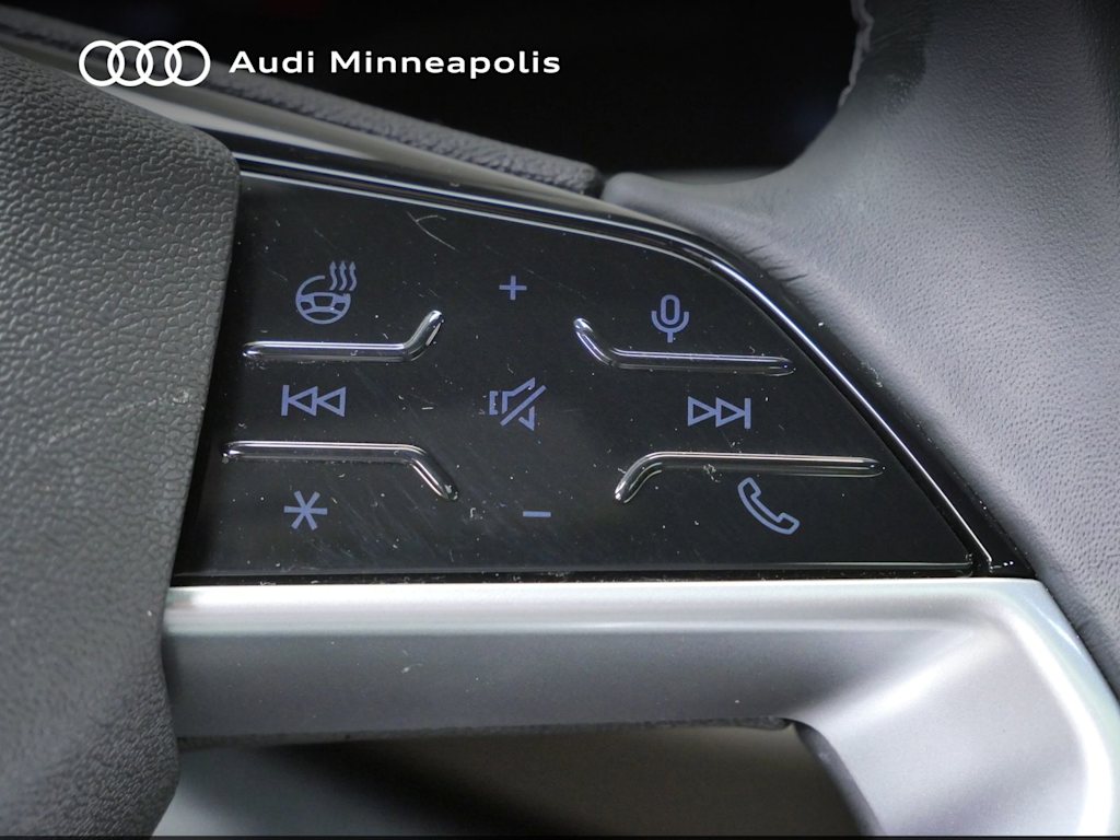 Thumbnail: 2025 Audi Q5 - 23