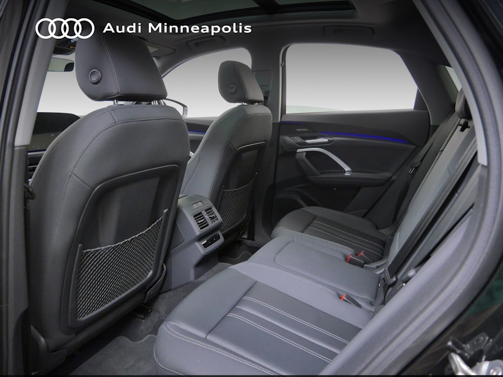 Thumbnail: 2025 Audi Q5 - 8