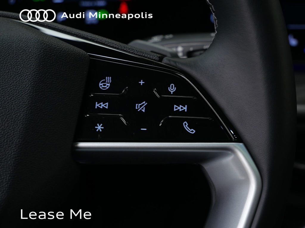 Thumbnail: 2025 Audi Q5 - 22