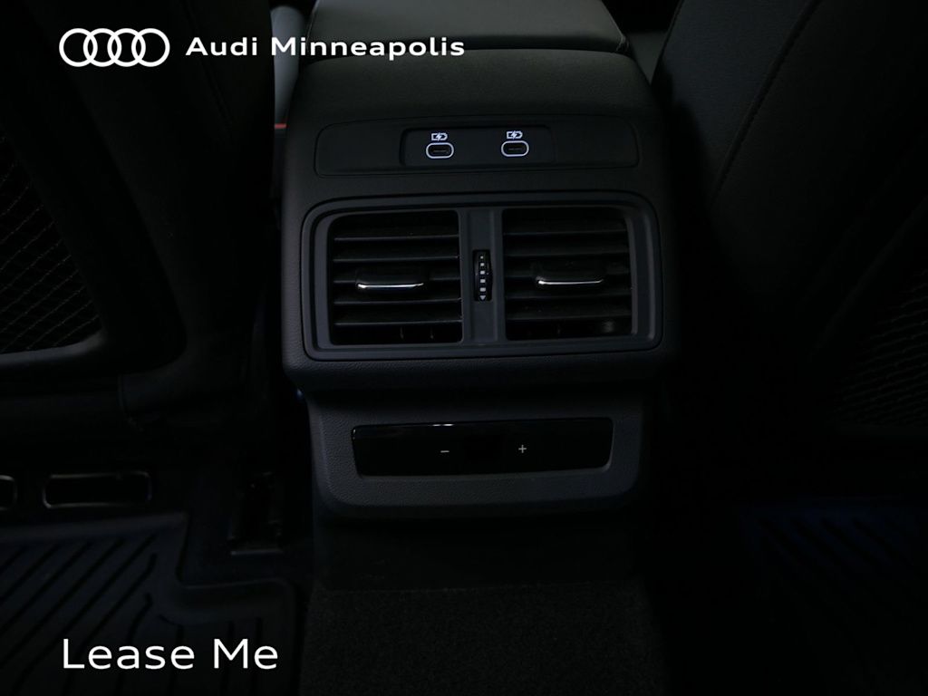 Thumbnail: 2025 Audi Q5 - 18