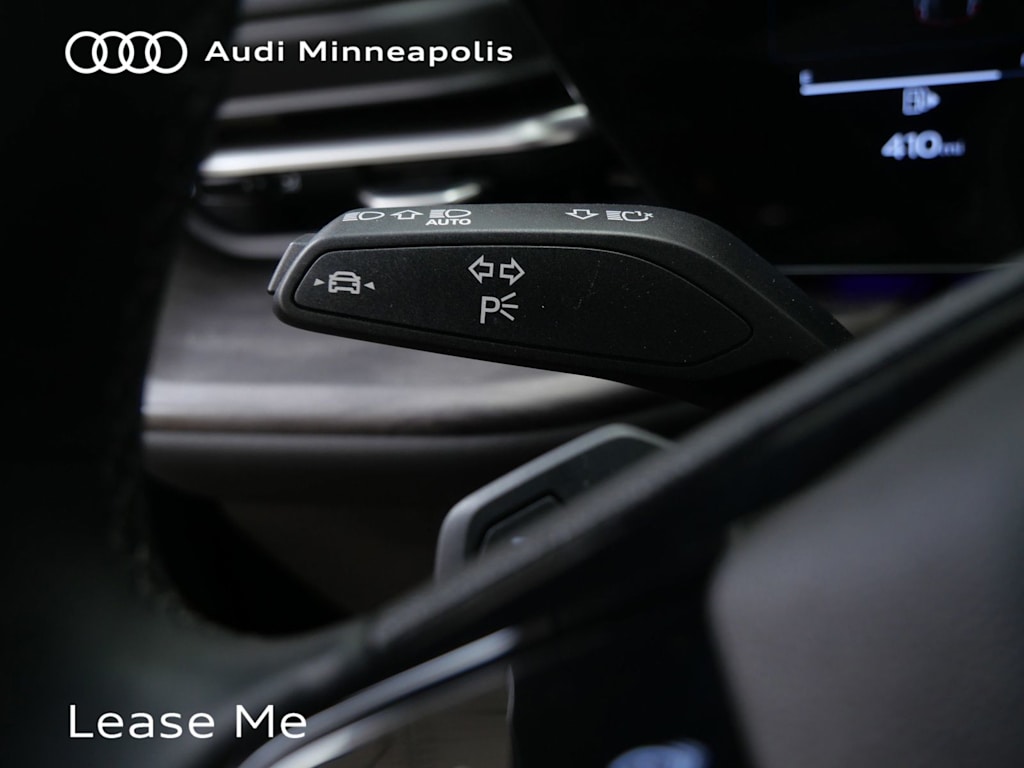 Thumbnail: 2025 Audi Q5 - 25