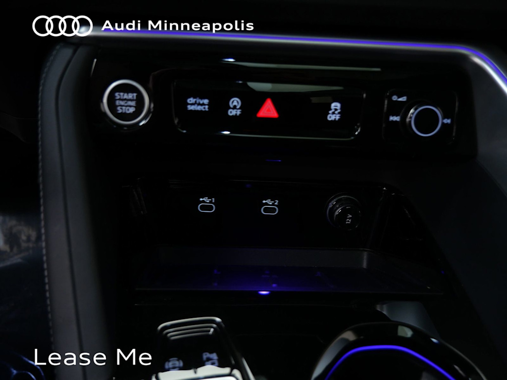 Thumbnail: 2025 Audi Q5 - 19