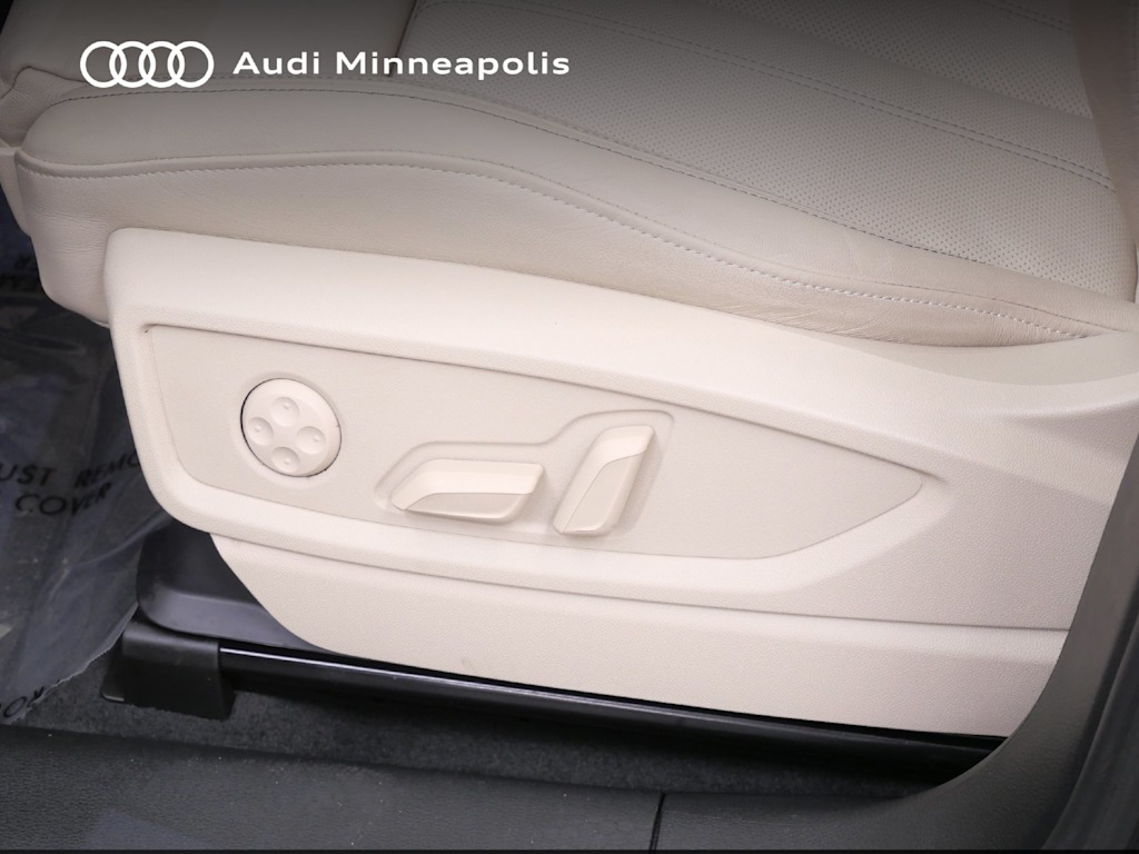 Thumbnail: 2024 Audi Q5 - 16
