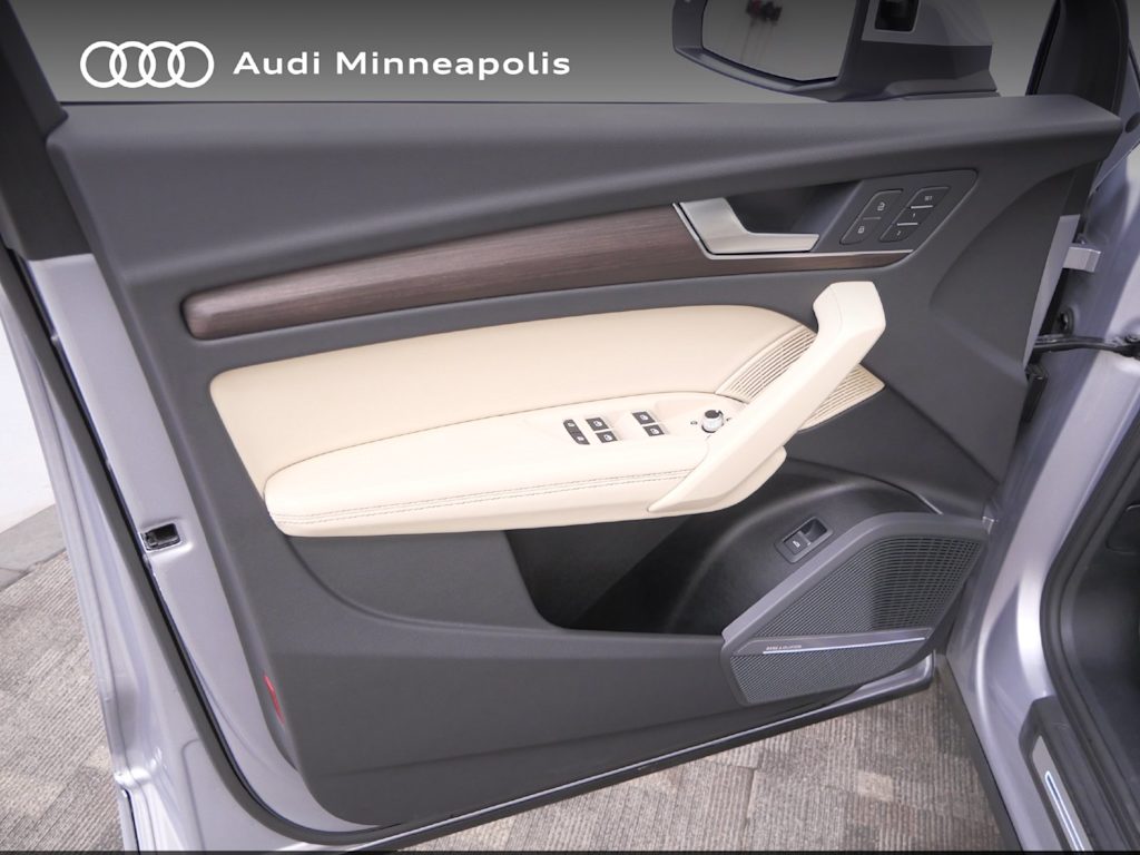 Thumbnail: 2024 Audi Q5 - 15