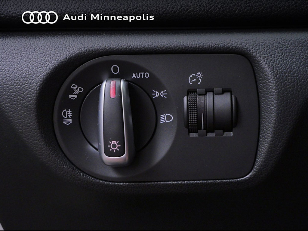 Thumbnail: 2017 Audi Q3 - 19