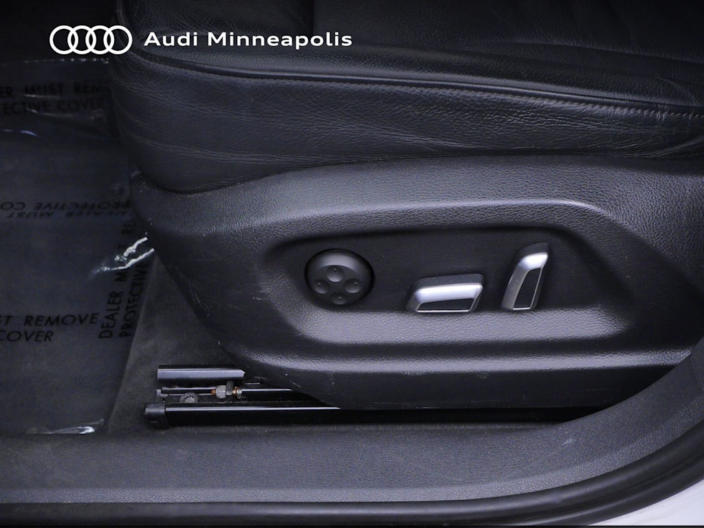 Thumbnail: 2017 Audi Q3 - 16