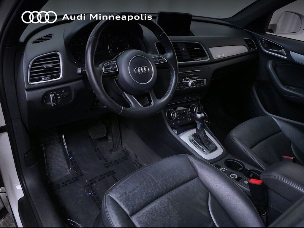 Thumbnail: 2017 Audi Q3 - 2