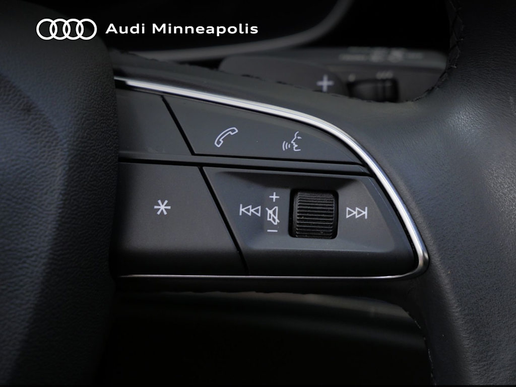 Thumbnail: 2023 Audi Q3 - 22