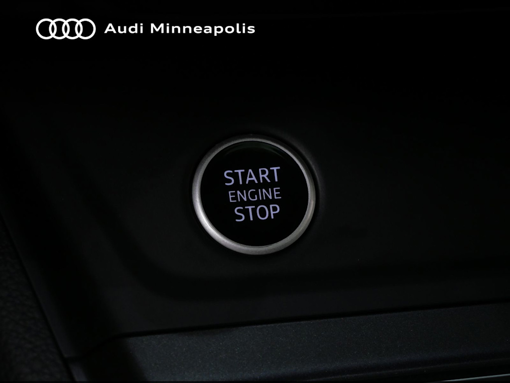 Thumbnail: 2023 Audi Q3 - 24