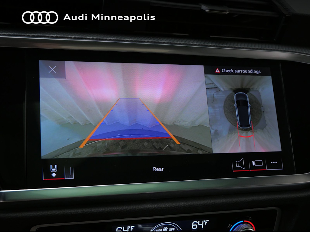 Thumbnail: 2023 Audi Q3 - 2
