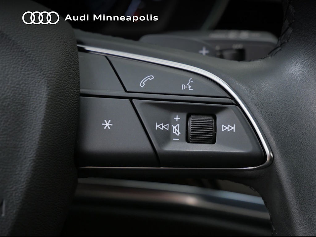 Thumbnail: 2023 Audi Q3 - 20