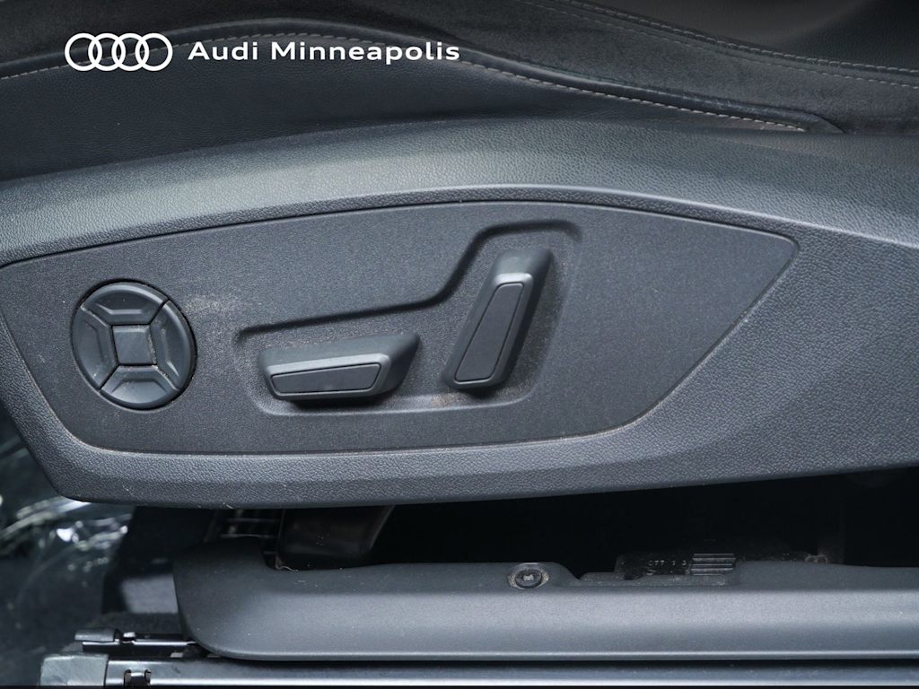 Thumbnail: 2022 Audi Q3 - 15