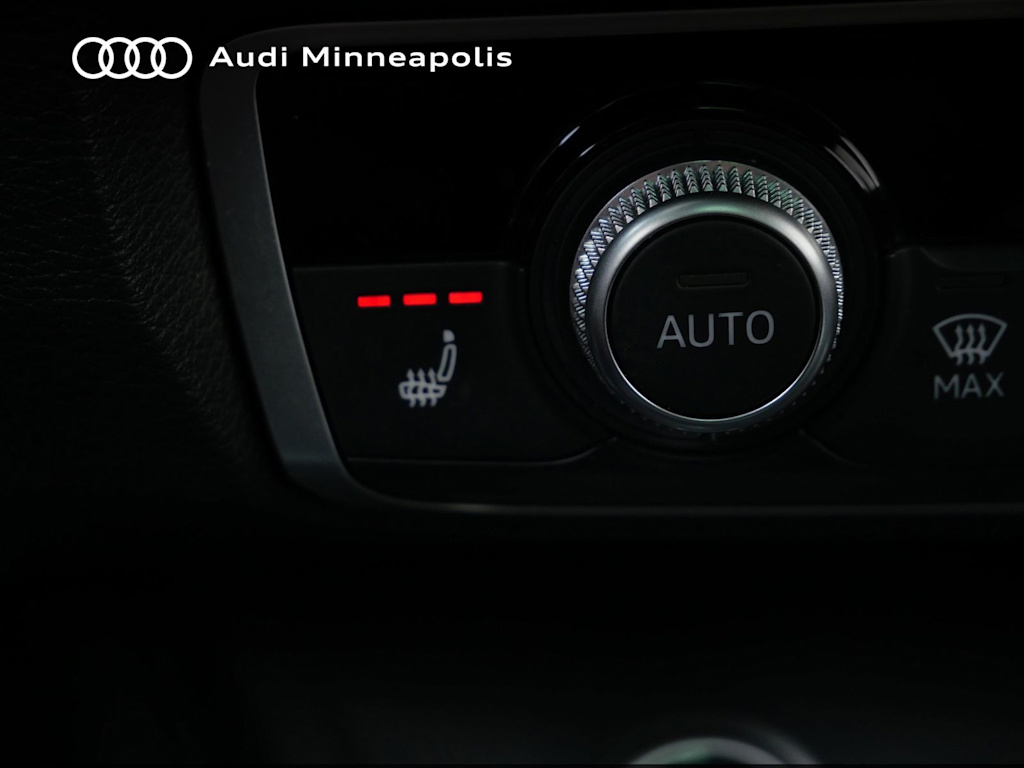 Thumbnail: 2022 Audi Q3 - 27