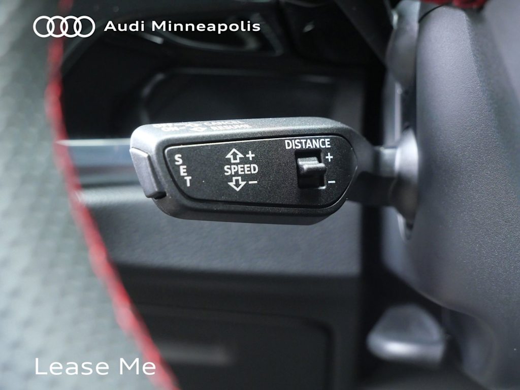 Thumbnail: 2025 Audi Q3 - 26