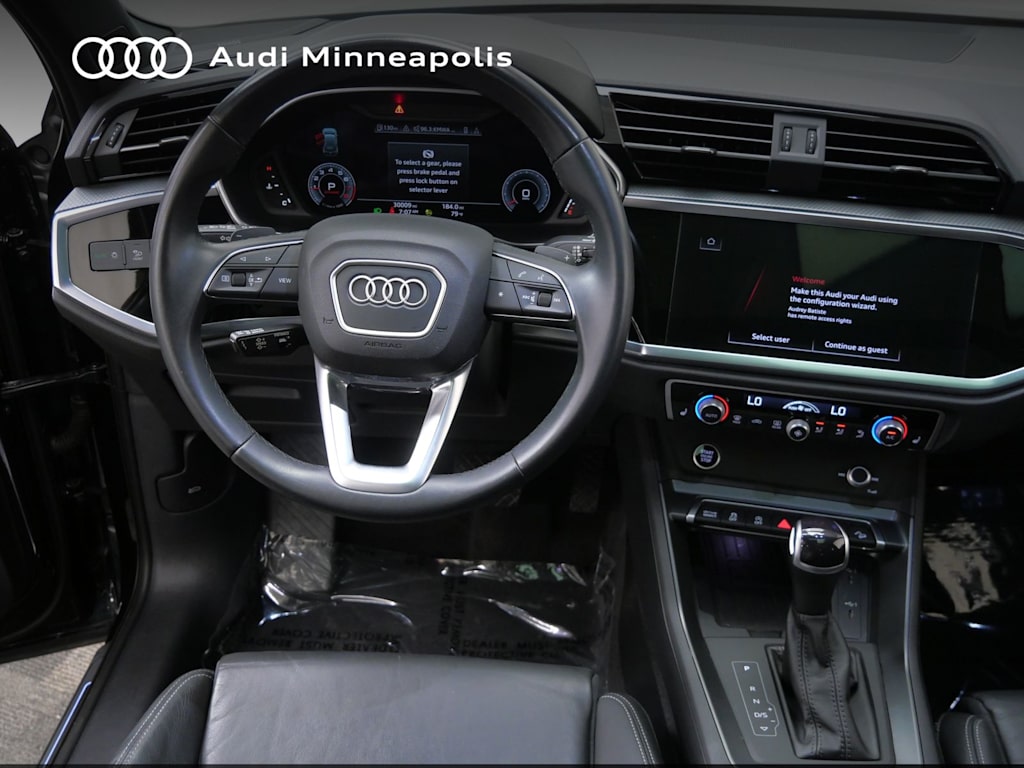 Thumbnail: 2023 Audi Q3 - 6