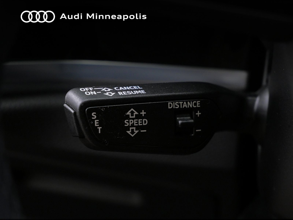 Thumbnail: 2023 Audi Q3 - 21