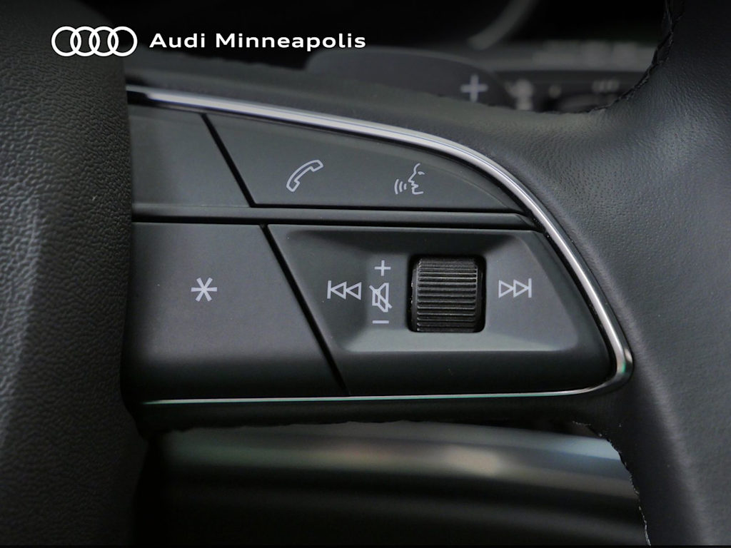 Thumbnail: 2022 Audi Q3 - 21