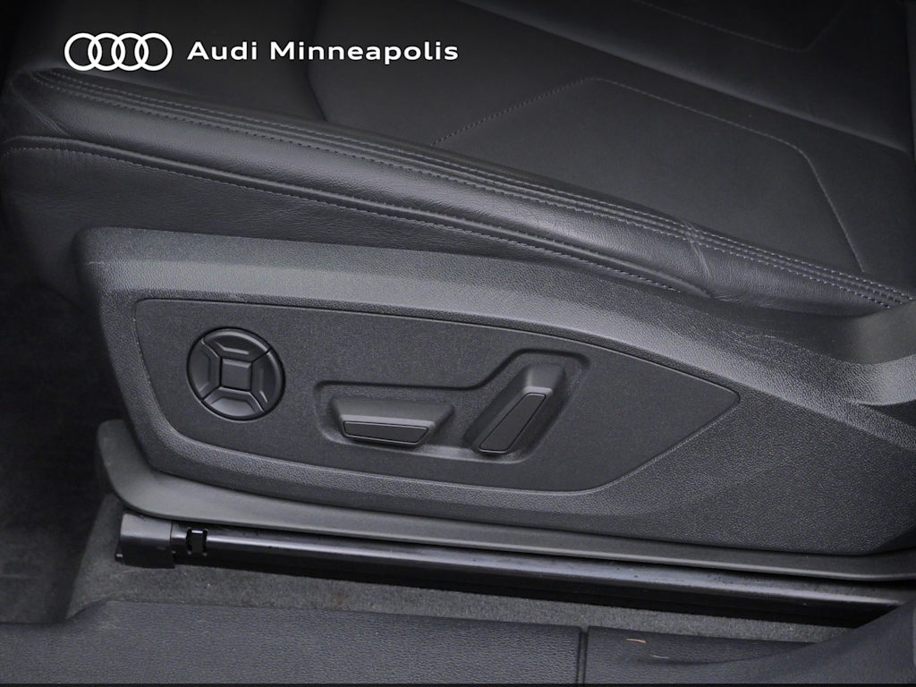 Thumbnail: 2022 Audi Q3 - 15