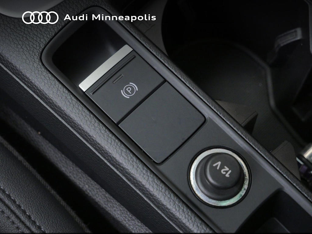 Thumbnail: 2022 Audi Q3 - 26