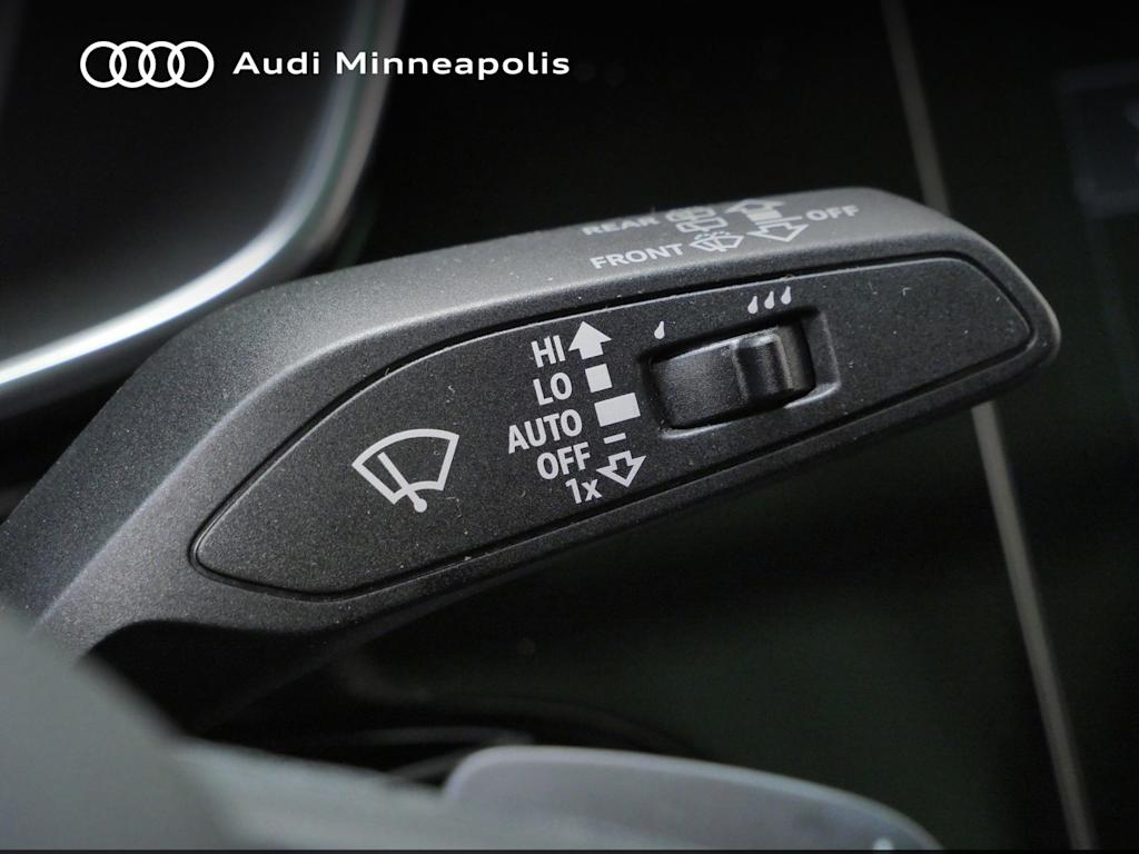 Thumbnail: 2022 Audi Q3 - 22