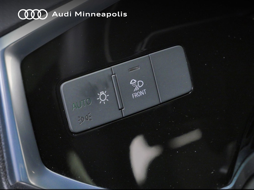 Thumbnail: 2022 Audi Q3 - 19