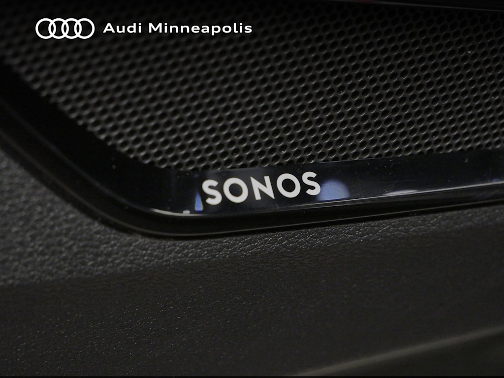 Thumbnail: 2022 Audi Q3 - 11