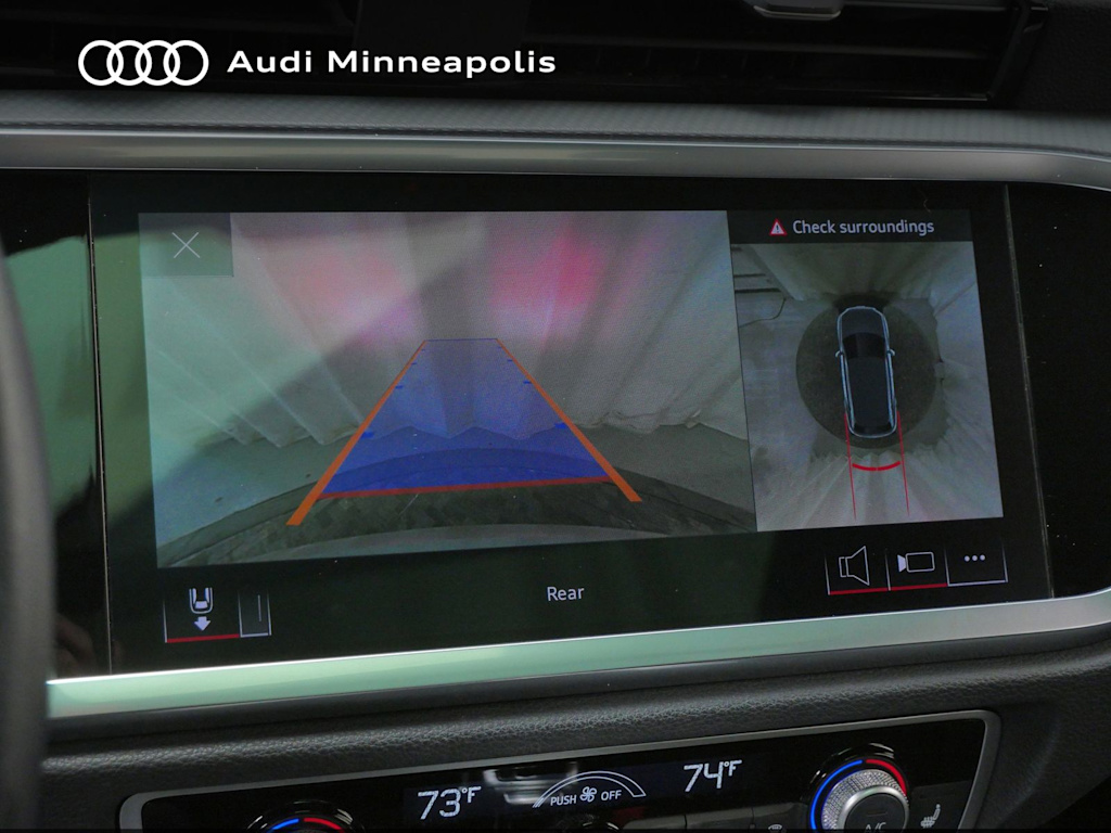Thumbnail: 2022 Audi Q3 - 27