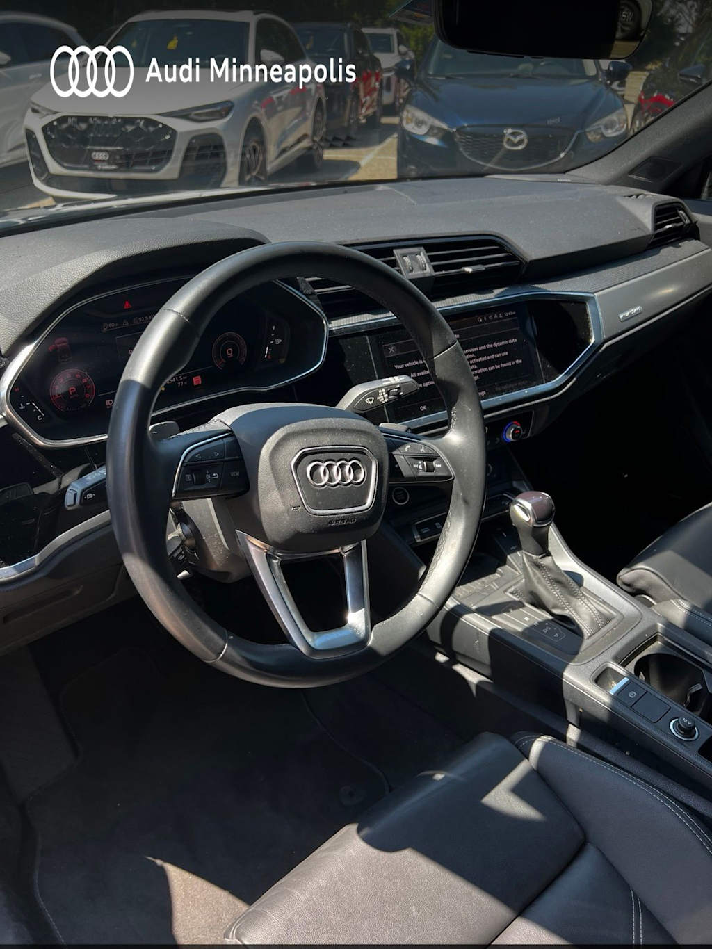 Thumbnail: 2023 Audi Q3 - 2