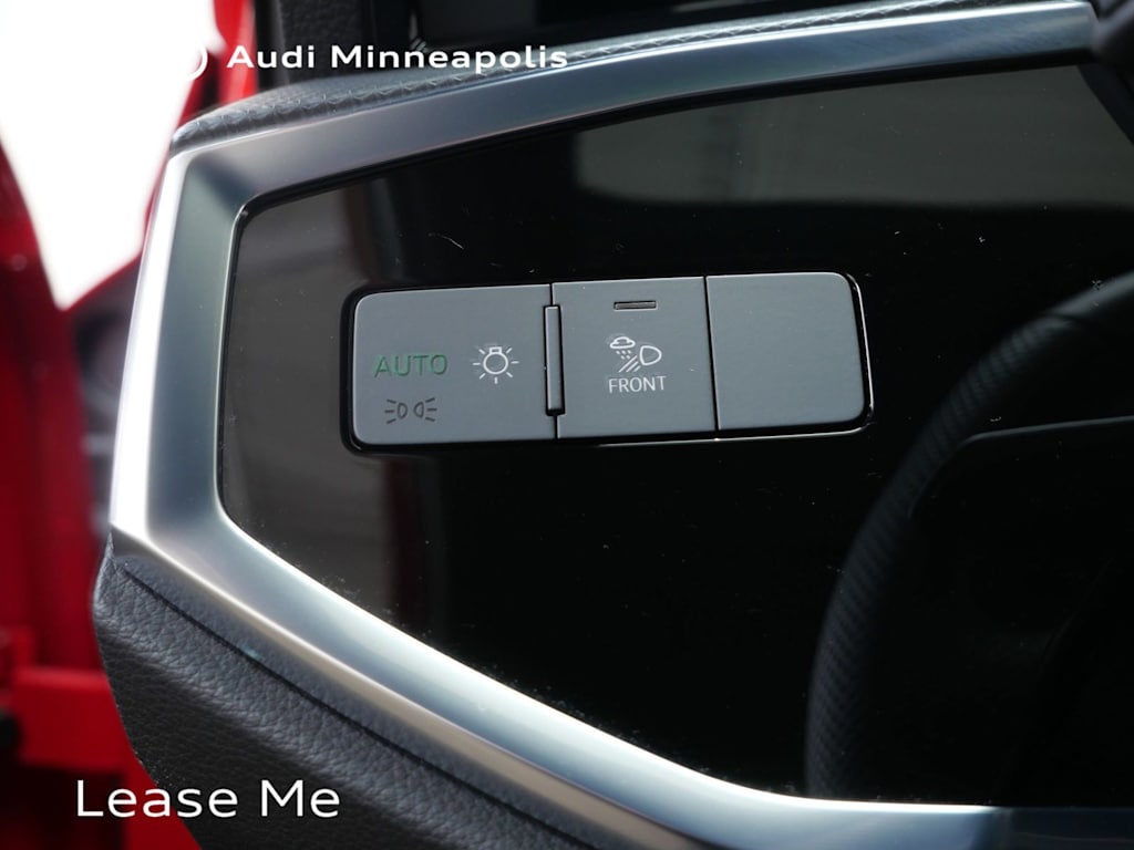 Thumbnail: 2025 Audi Q3 - 7