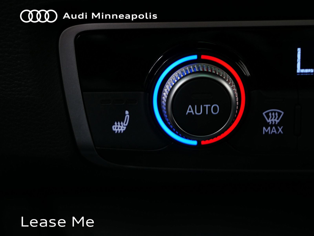 Thumbnail: 2025 Audi Q3 - 24