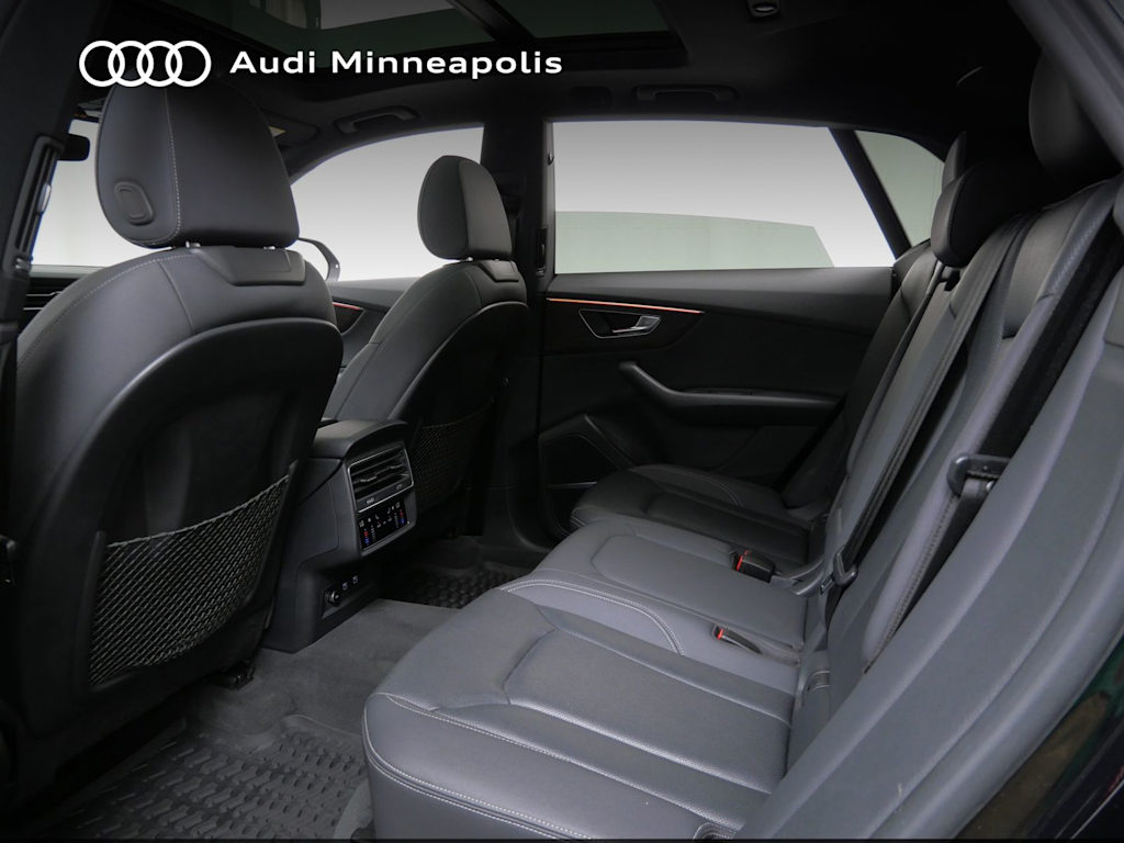 Thumbnail: 2021 Audi Q8 - 9