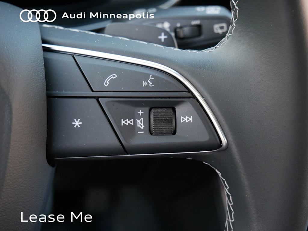 Thumbnail: 2026 Audi Q8 - 25